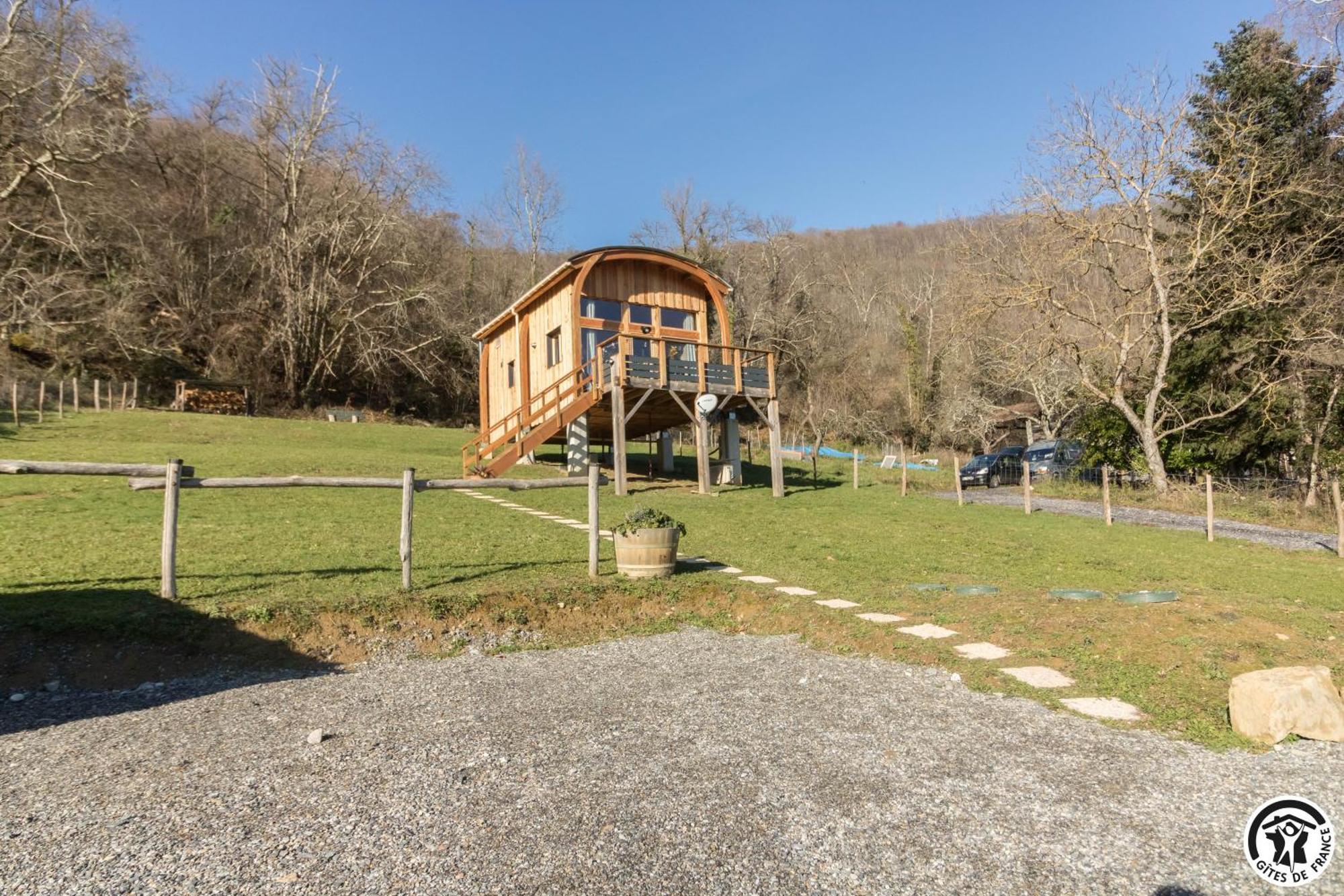 Gite Cabane Insolite Pyrenees Sauveterre-de-Comminges Екстериор снимка